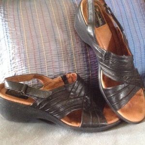 Comfy Clarks Sandals